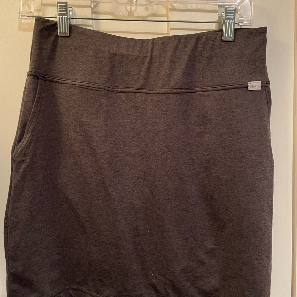 Skhoop hiking athleisure skirt